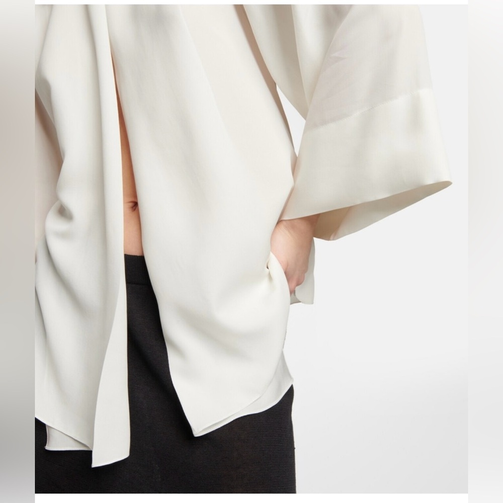The Row Malvina off white silk top - Picture 3 of 11